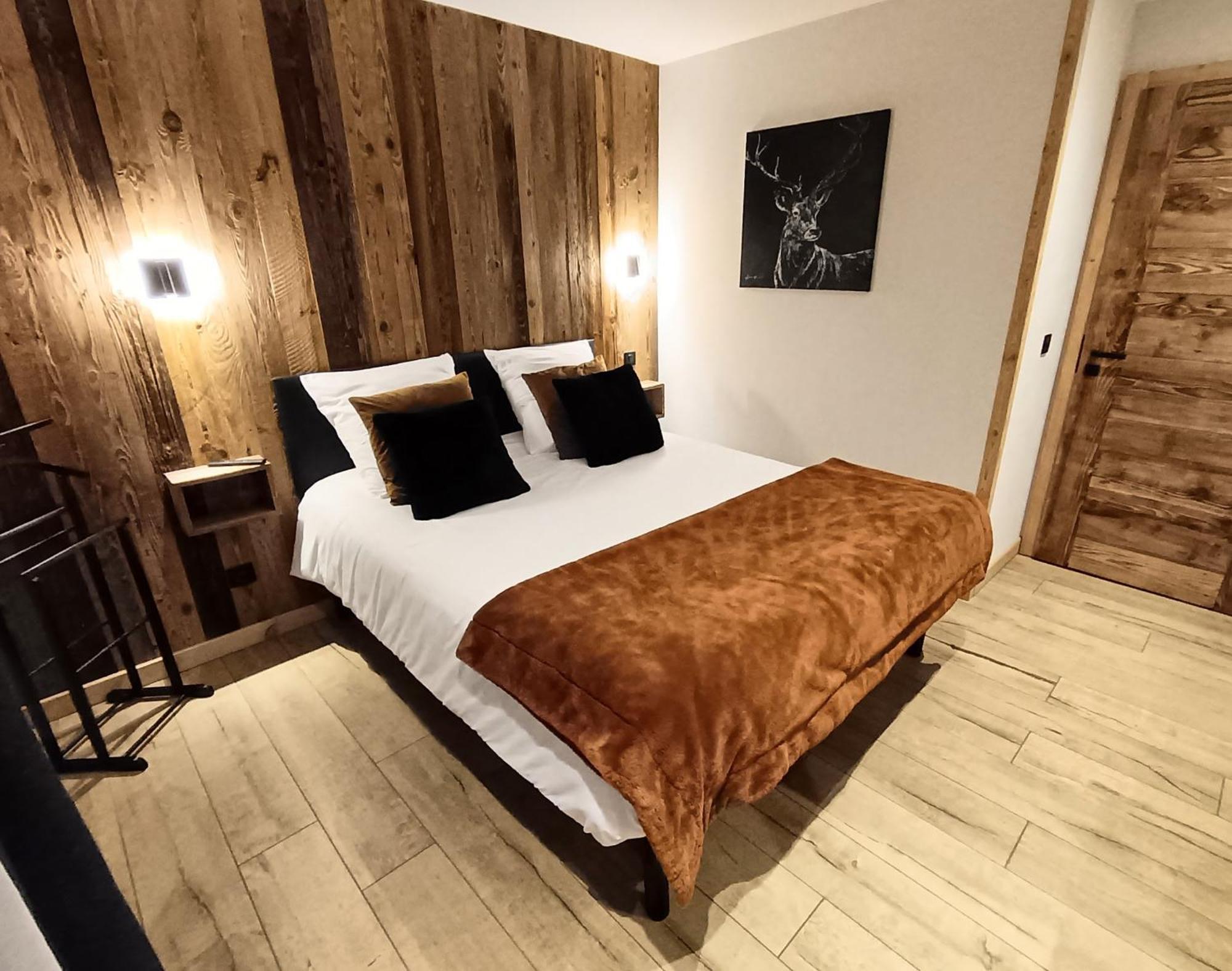 Chez Lucienne, Jacuzzi Et Sauna ซาโมอ็องส์ ภายนอก รูปภาพ