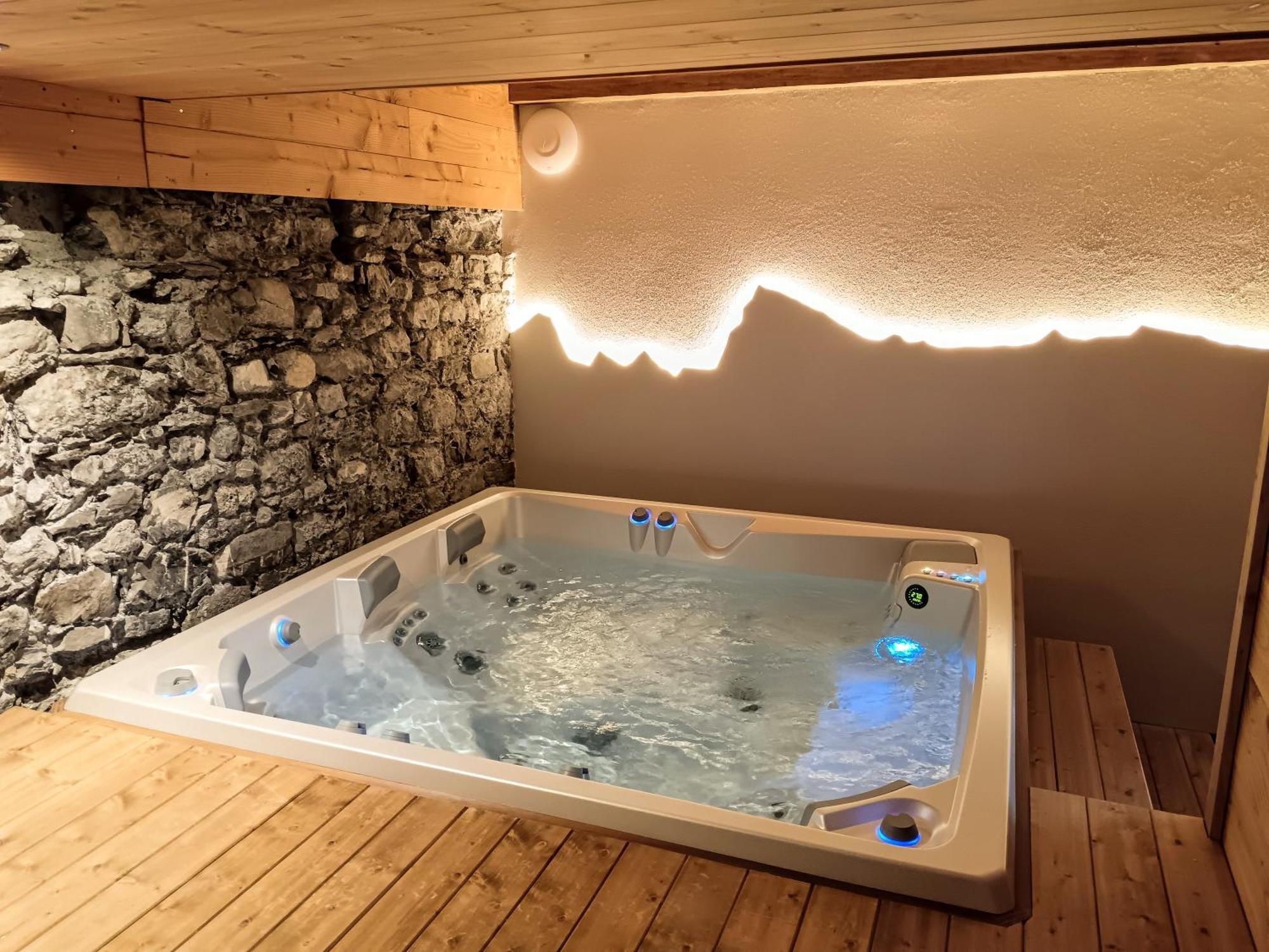 Chez Lucienne, Jacuzzi Et Sauna ซาโมอ็องส์ ภายนอก รูปภาพ